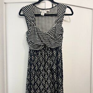 Max Studio black and white patterned dress - size medium